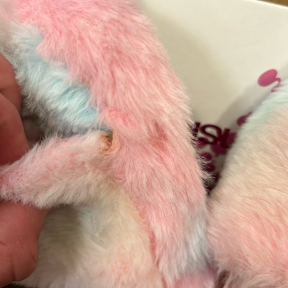 💕HP💕Kensie Girl rainbow fuzzy open toe elastic back toddler girl slippers - Picture 4 of 8